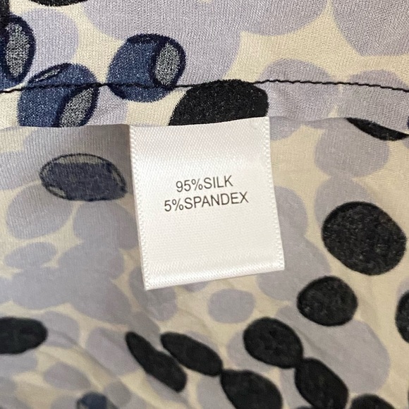 ST. JOHN - Silk Boat Neck Tie Front Blouse in Navy - Size : 2 - Picture 4 of 4